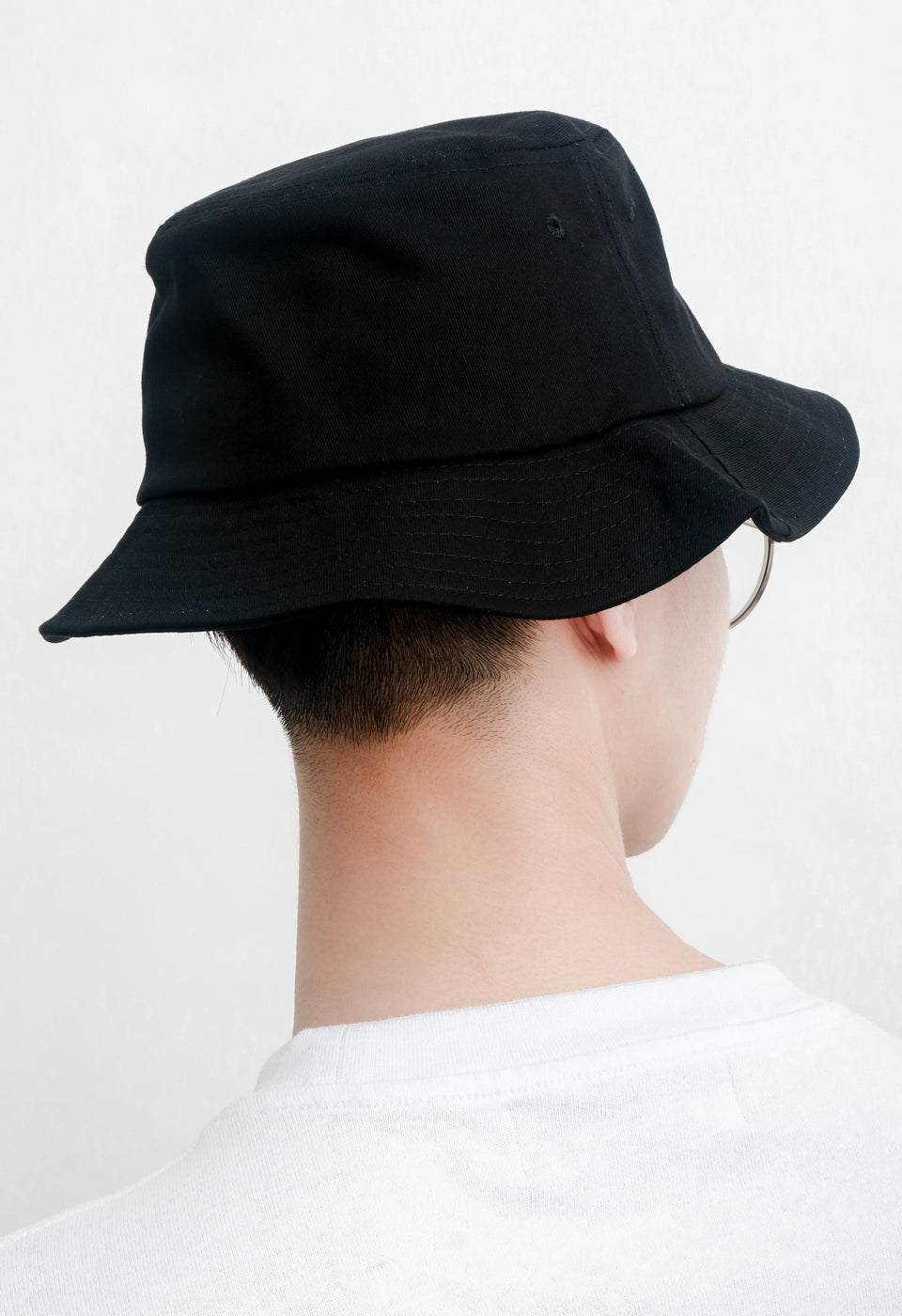 PLAIN BUCKET HAT